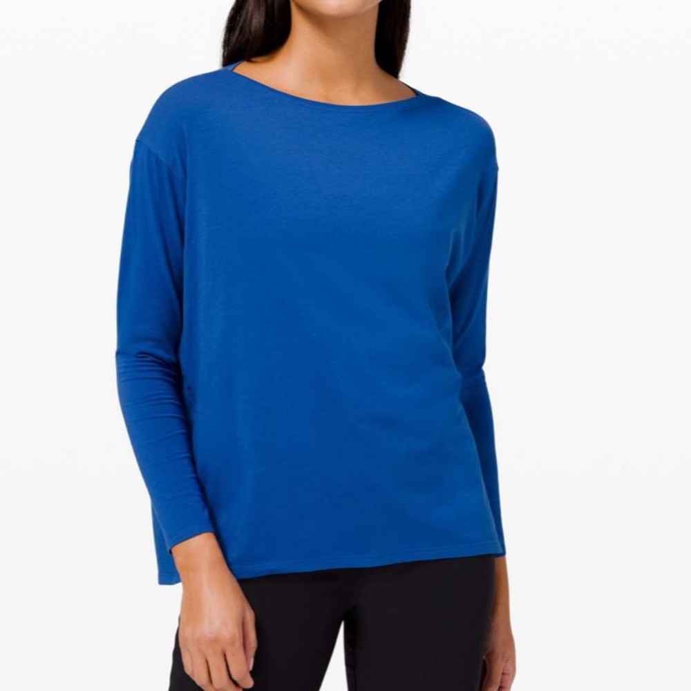 Lululemon Back in action long sleeve shirt, Size 2